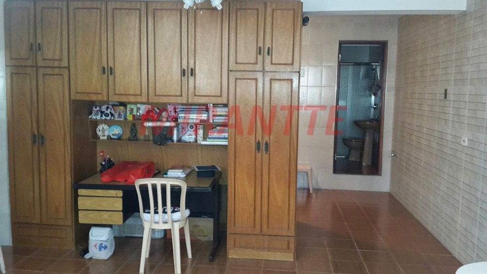 Sobrado de 207m² com 3 quartos em Jardim Dos Pinheiros