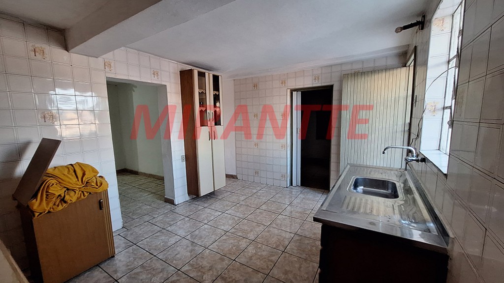 Sobrado de 144m² com 5 quartos em Vila Continental