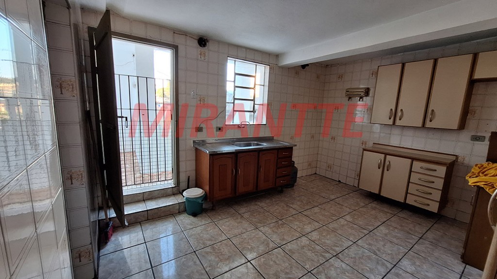 Sobrado de 144m² com 5 quartos em Vila Continental