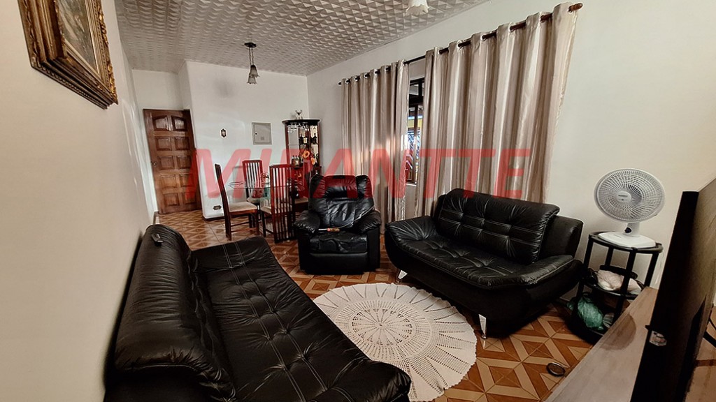 Sobrado de 144m² com 5 quartos em Vila Continental