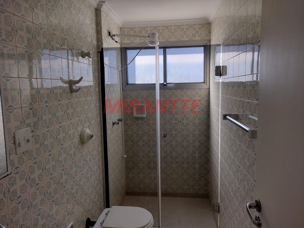 Apartamento com 3 quartos em Santana