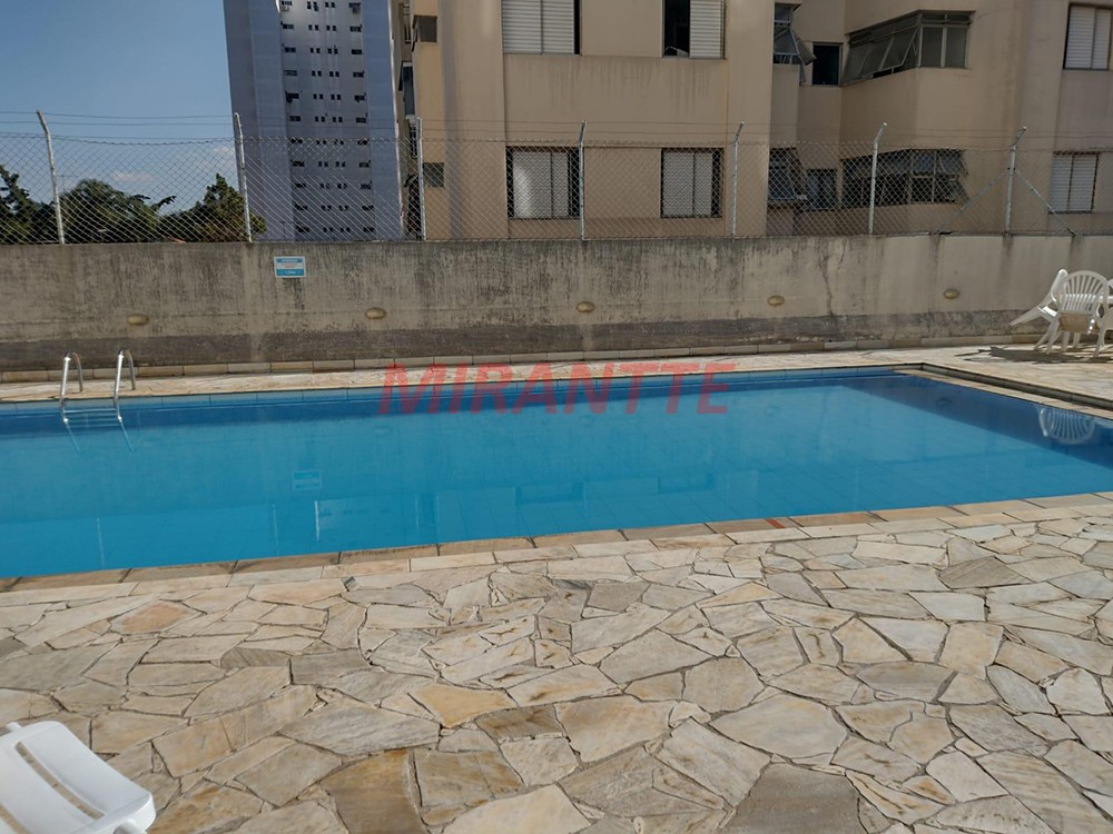 Apartamento com 3 quartos em Santana