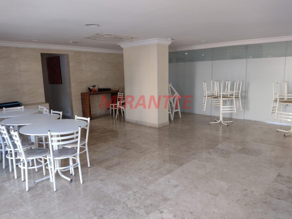 Apartamento com 3 quartos em Santana