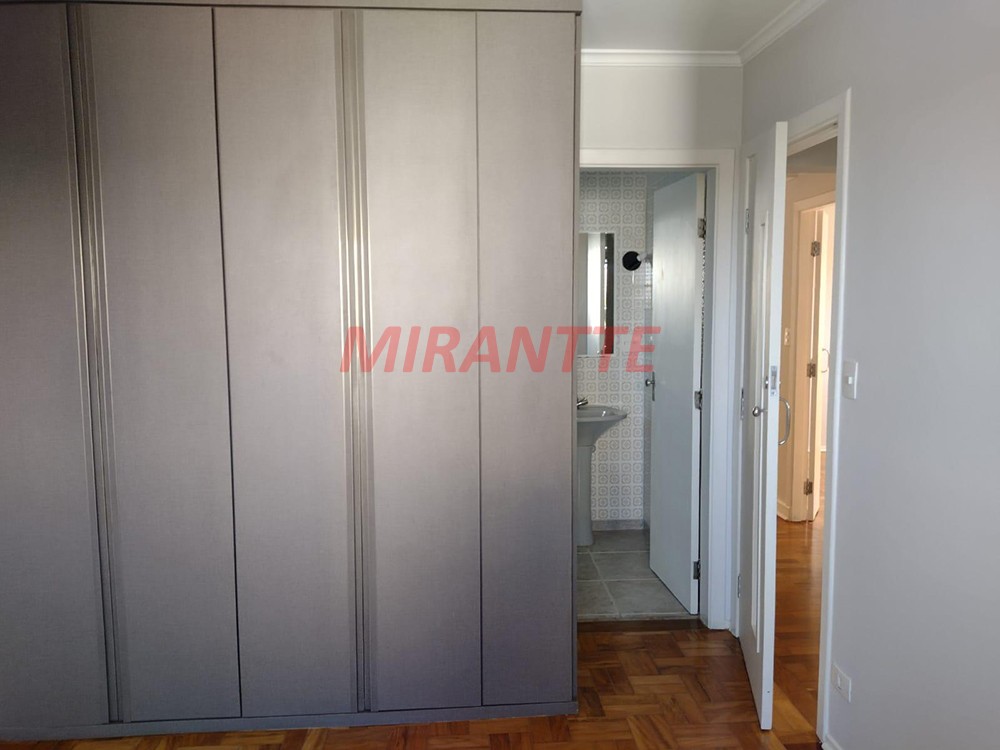 Apartamento com 3 quartos em Santana