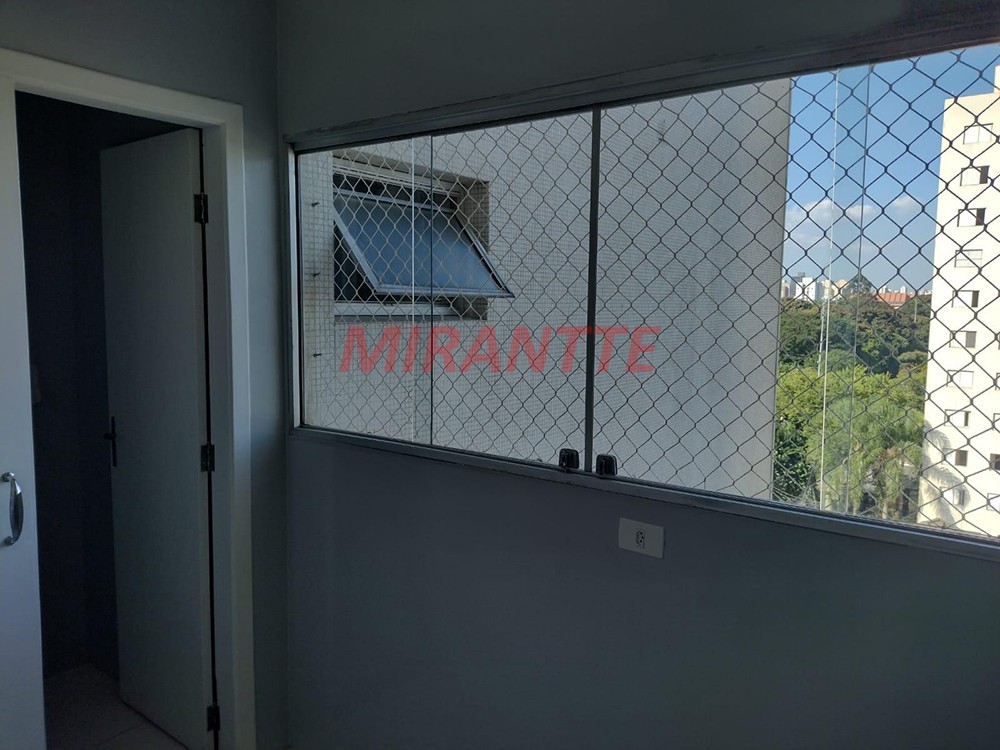 Apartamento com 3 quartos em Santana