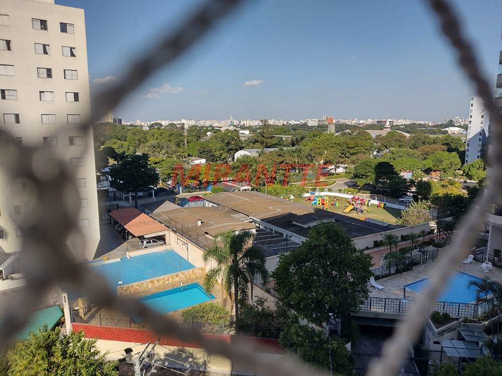 Apartamento com 3 quartos em Santana