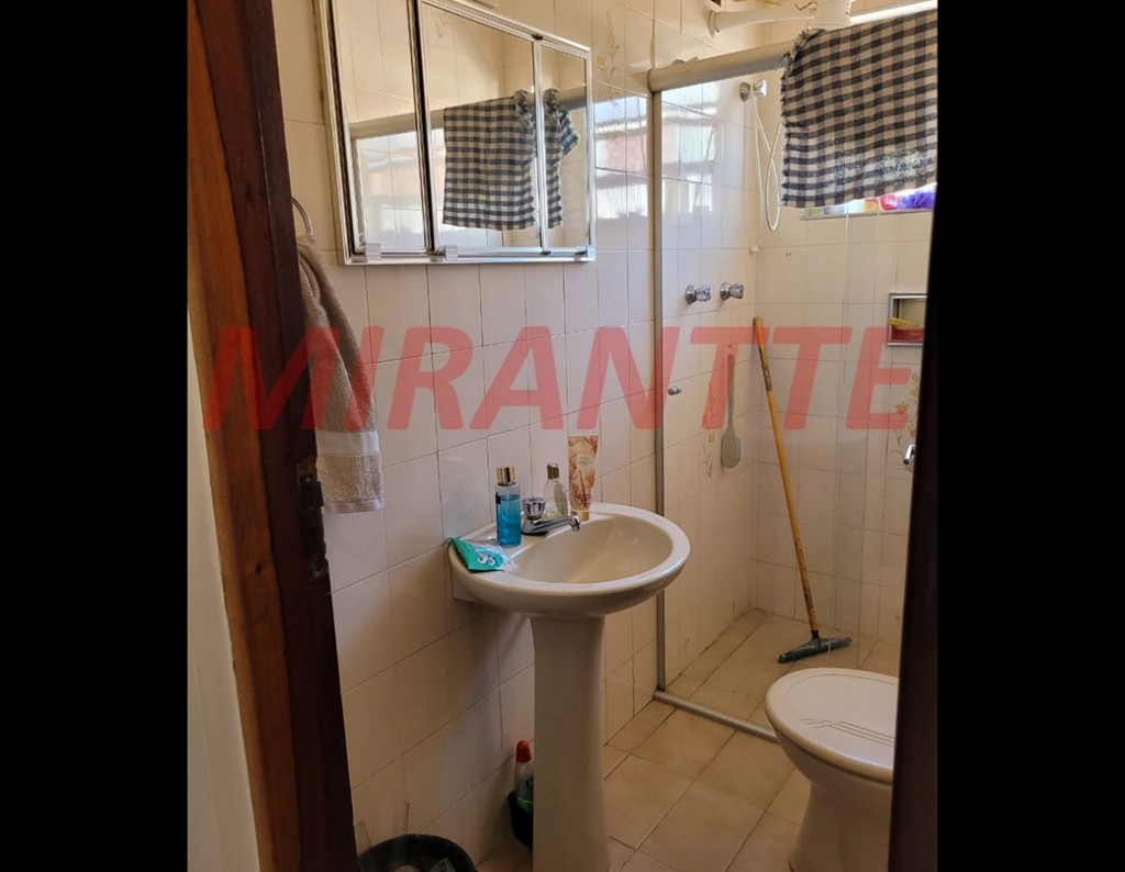 Sobrado de 240m² com 3 quartos em Tremembe