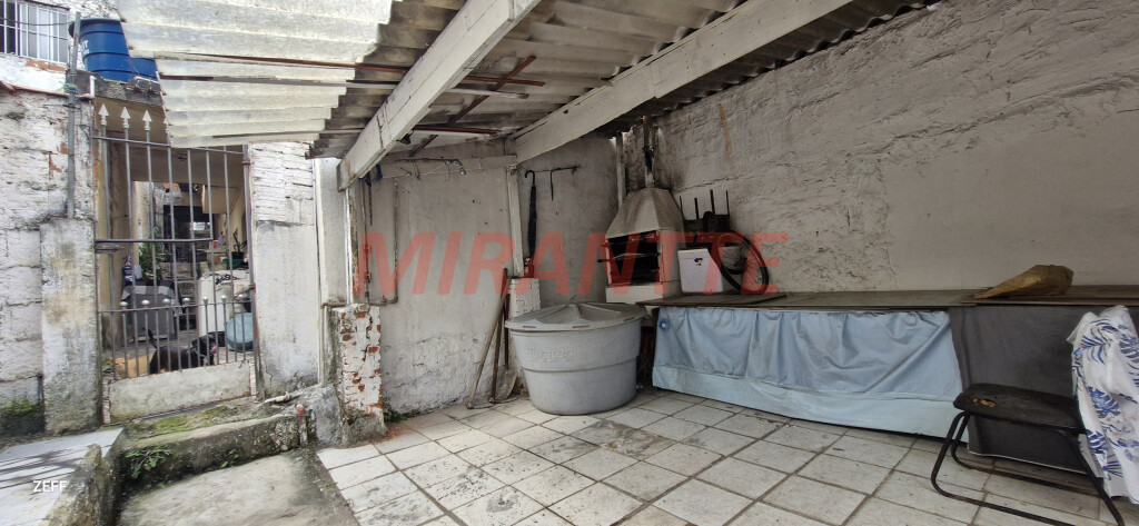 Casa terrea com 4 quartos em Casa Verde