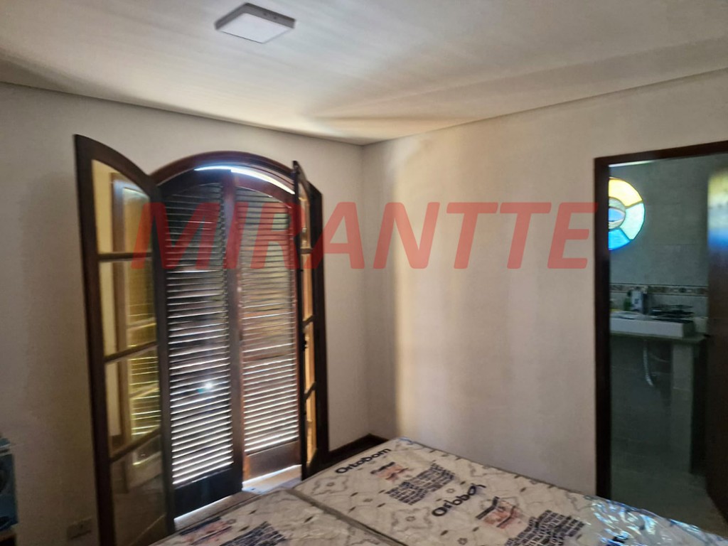 Sobrado de 178m² com 4 quartos em Parque Edu Chaves