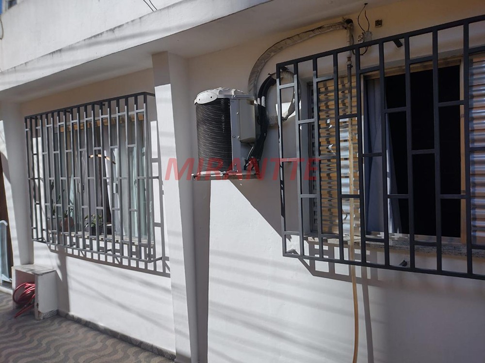 Casa terrea de 72m² com 2 quartos em Santana