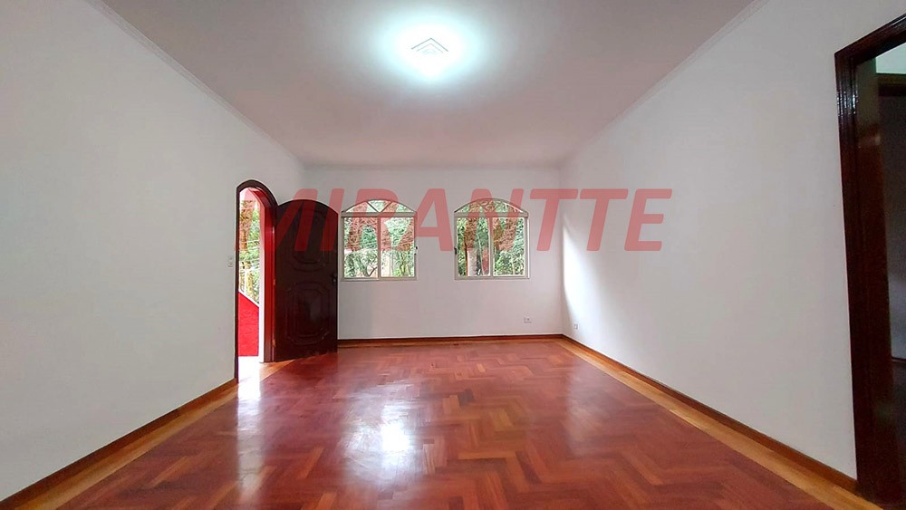 Casa terrea de 110m² com 3 quartos em Vila Amalia