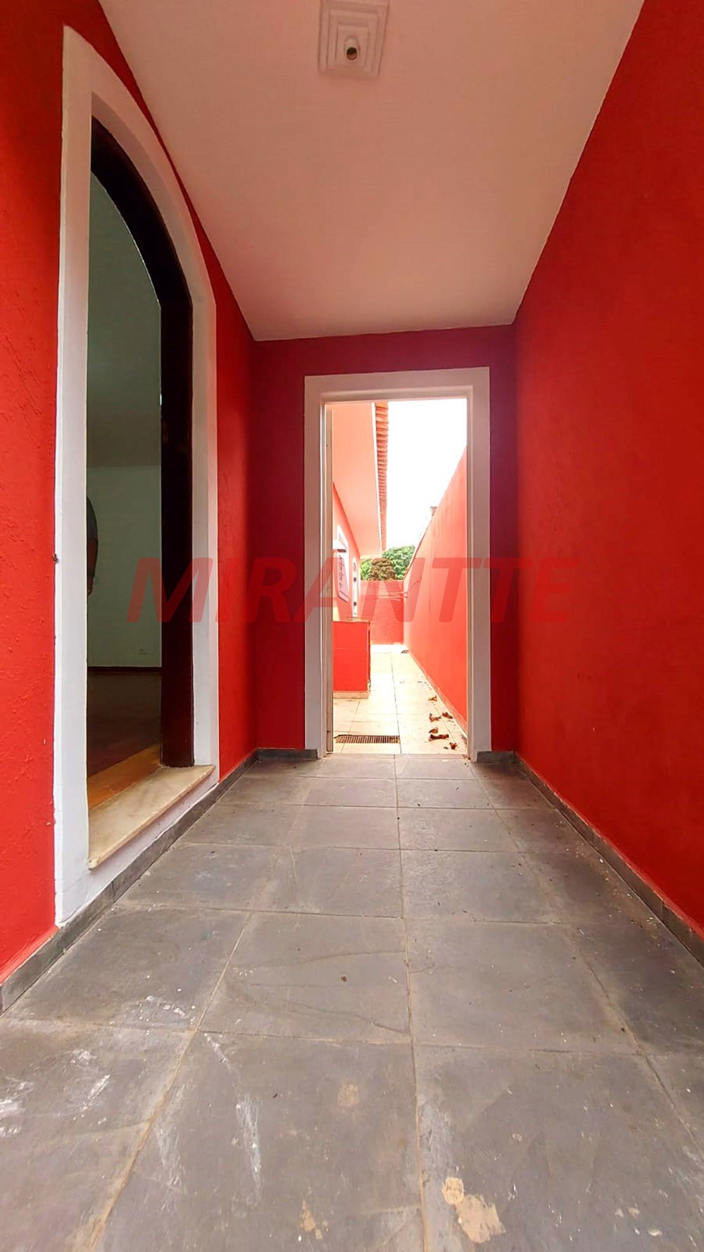 Casa terrea de 110m² com 3 quartos em Vila Amalia