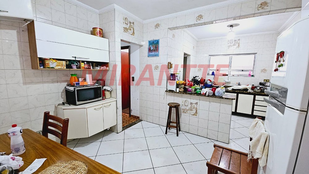 Casa terrea de 160m² com 6 quartos em Bortolândia