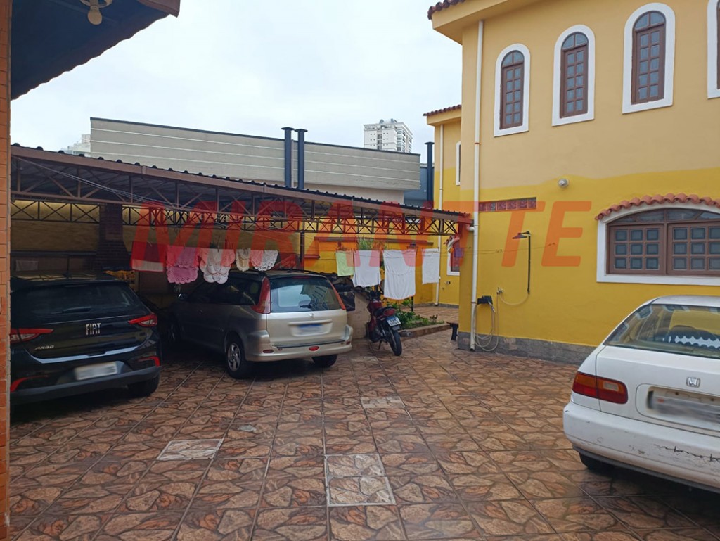 Sobrado de 250m² com 4 quartos em Chora Menino