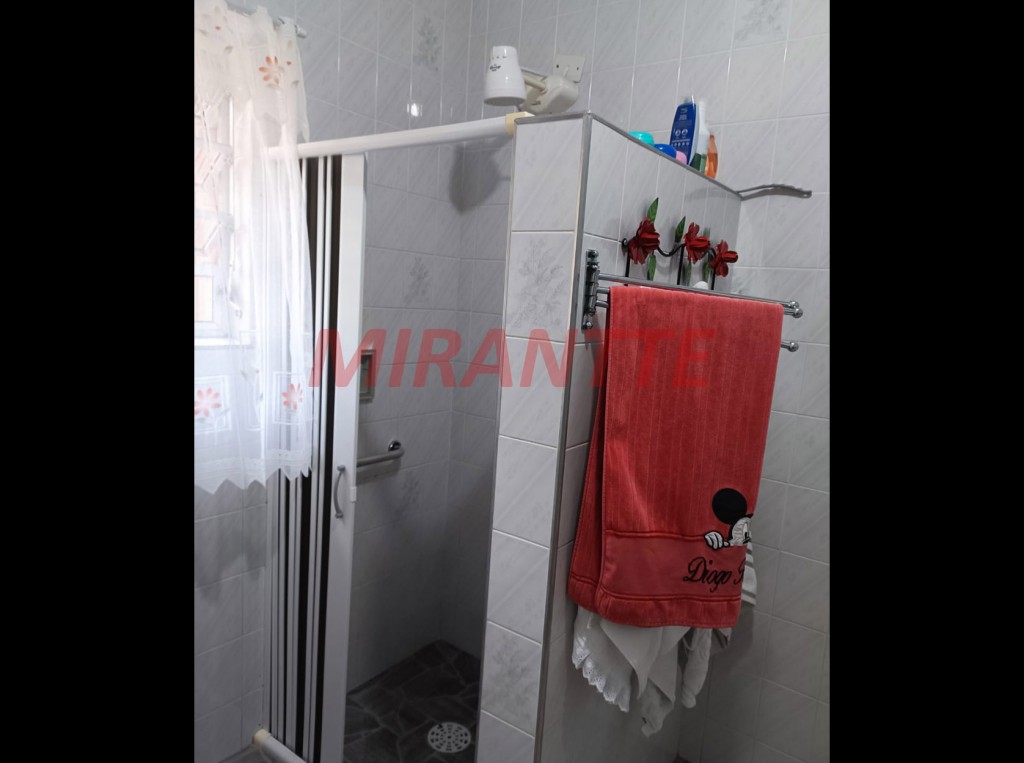 Sobrado de 250m² com 4 quartos em Chora Menino
