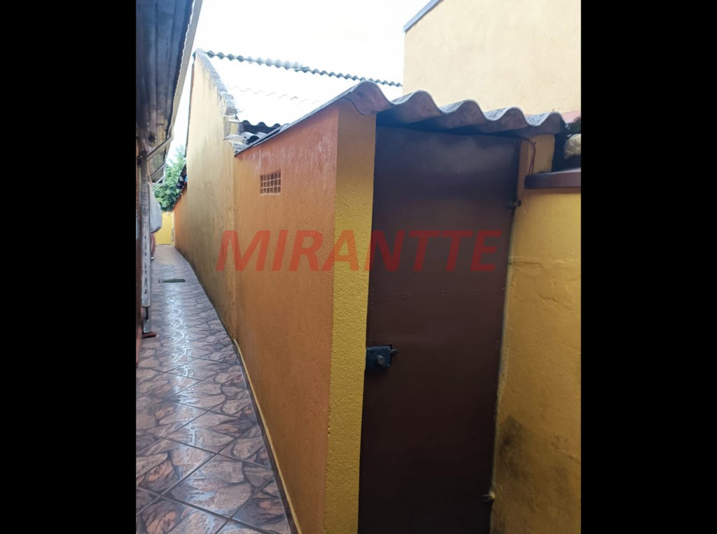 Sobrado de 250m² com 4 quartos em Chora Menino