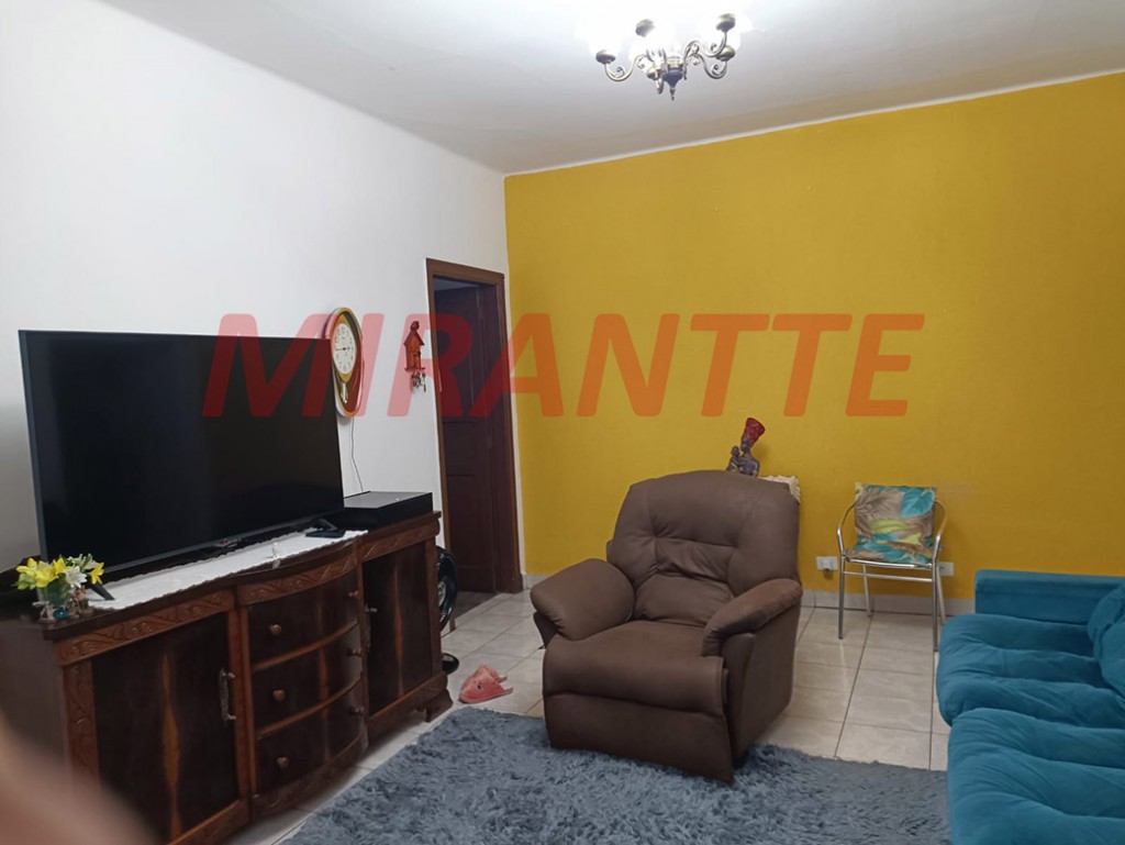 Sobrado de 250m² com 4 quartos em Chora Menino