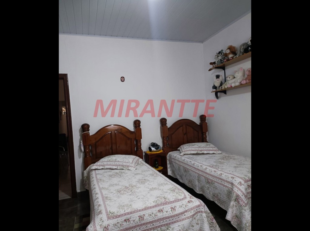 Sobrado de 250m² com 4 quartos em Chora Menino