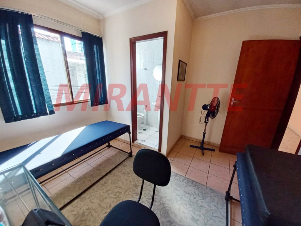 Comercial de 140m² em Santana