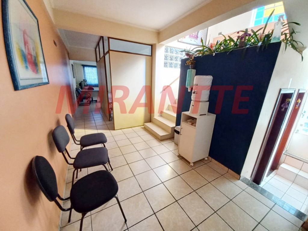 Comercial de 140m² em Santana