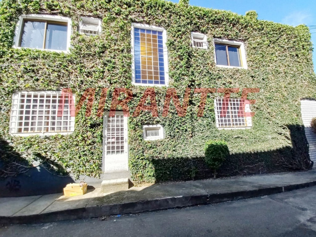 Comercial de 140m² em Santana