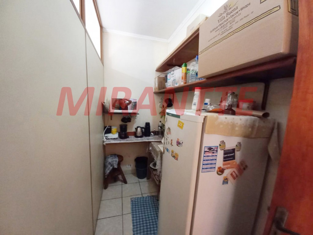 Comercial de 140m² em Santana