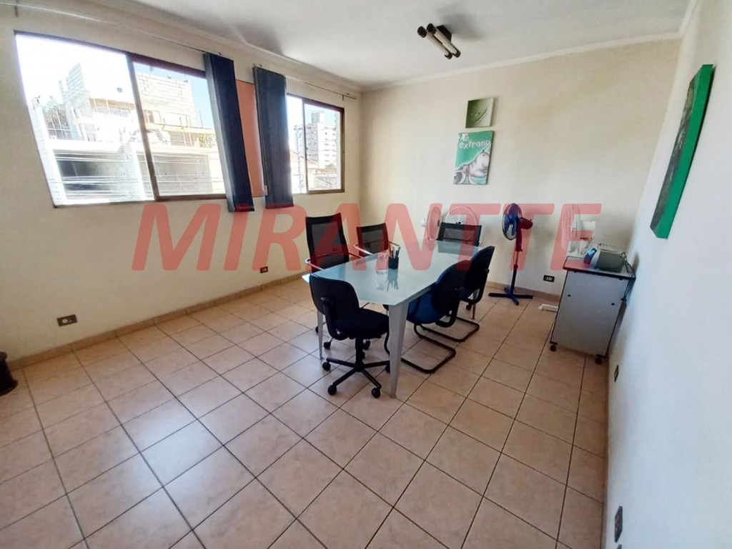 Comercial de 140m² em Santana