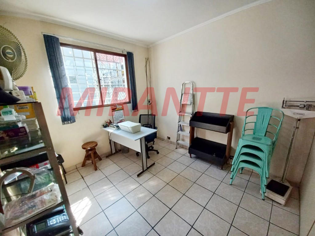 Comercial de 140m² em Santana