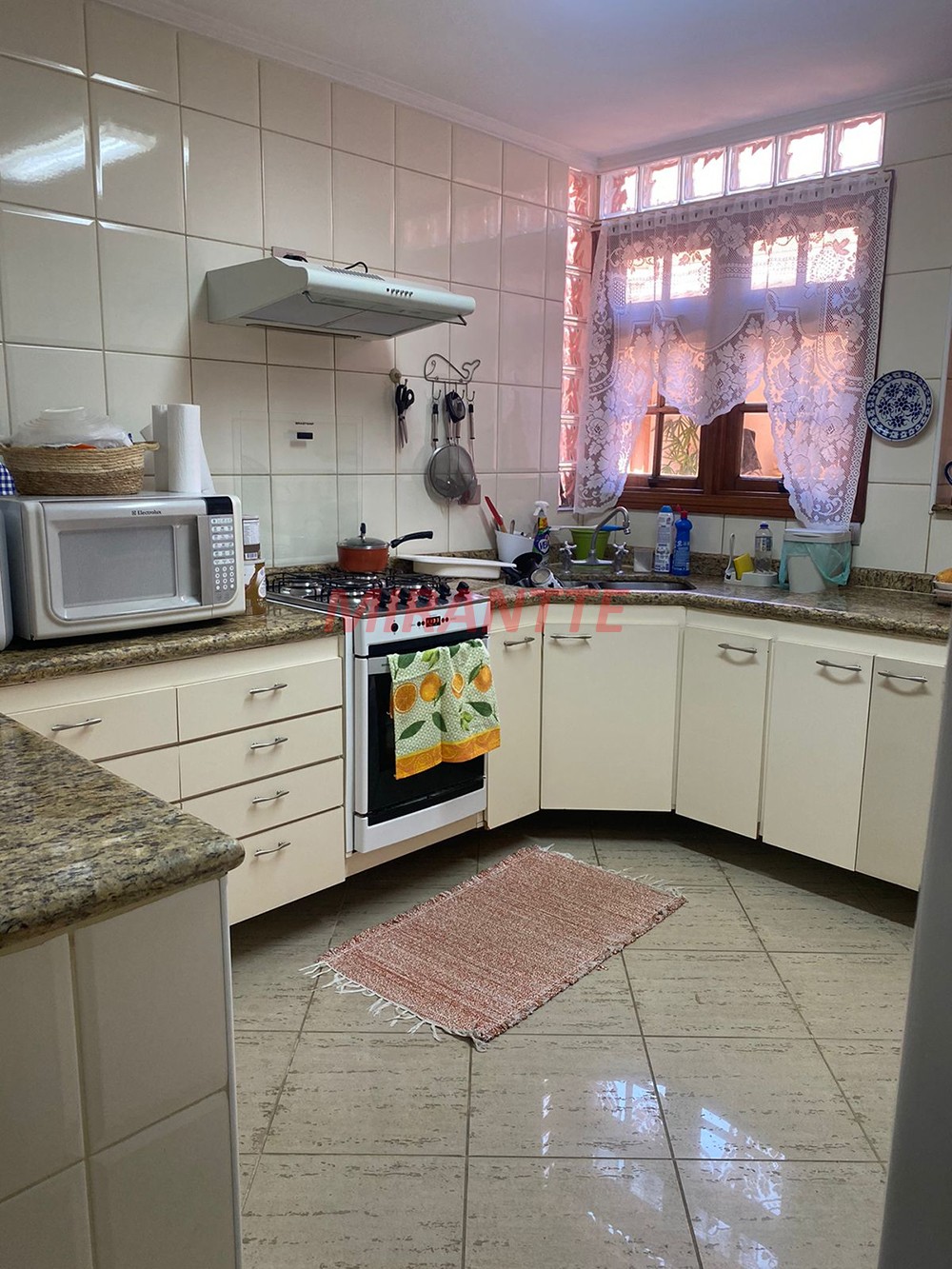 Casa terrea de 190m² com 3 quartos em Água Fria