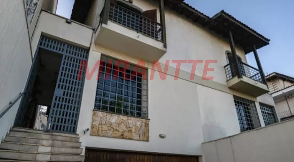 Sobrado de 185m² com 3 quartos em Tucuruvi