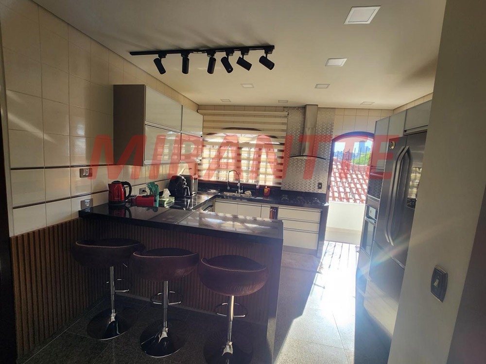 Casa terrea de 250m² com 3 quartos em Parada Inglesa