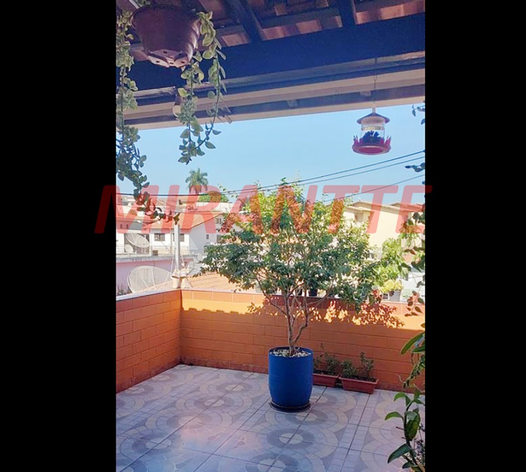Sobrado de 125m² com 2 quartos em Jardim Monte Alegre