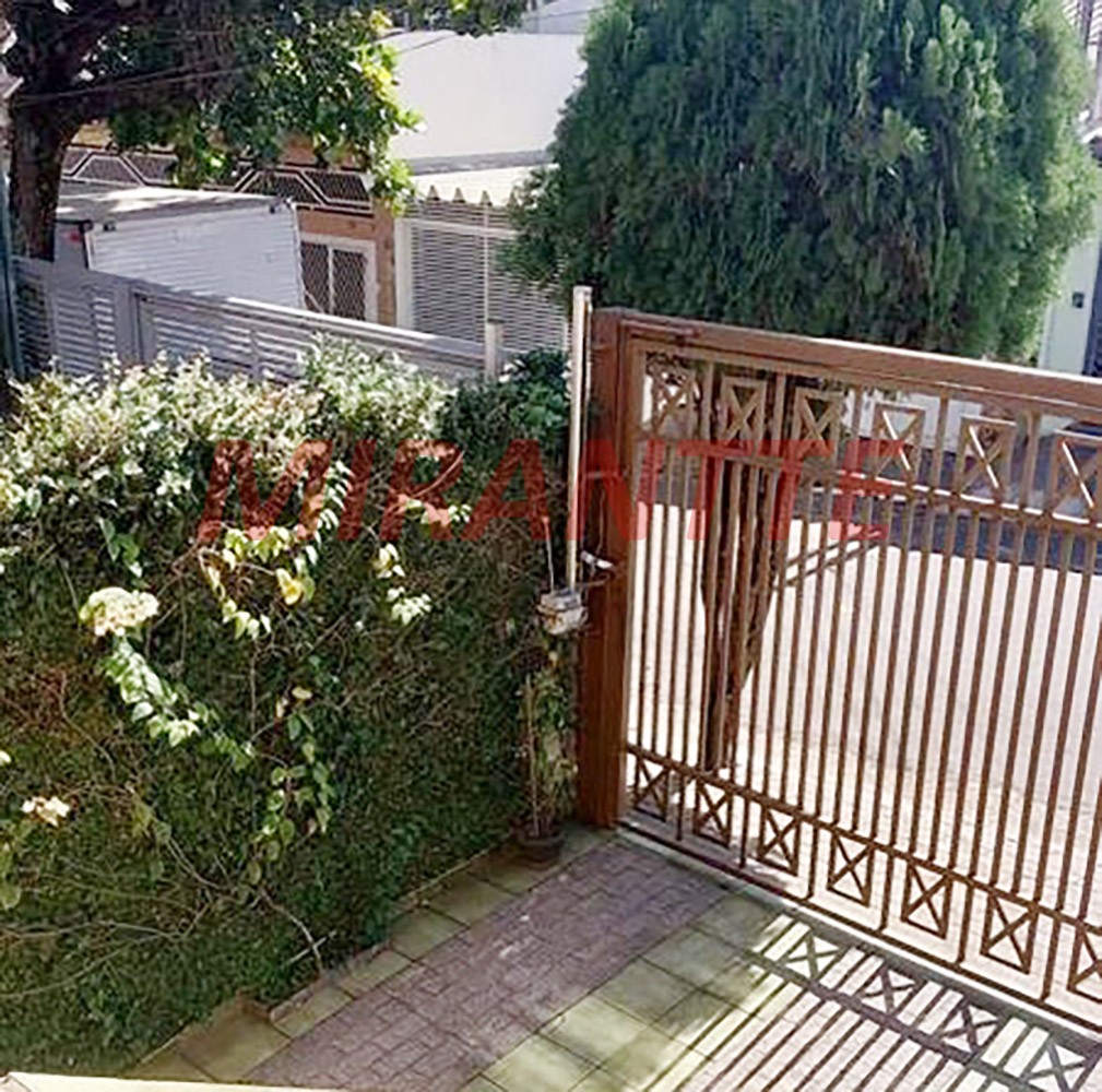 Sobrado de 125m² com 2 quartos em Jardim Monte Alegre