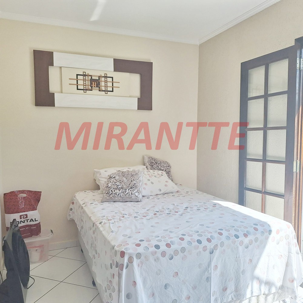 Sobrado de 138m² com 4 quartos em Vila Ede
