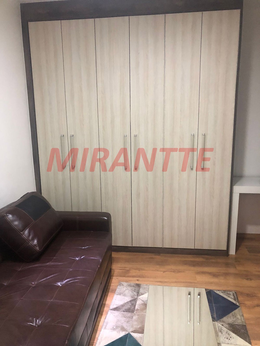 Apartamento de 59m² com 2 quartos em Jardim Flor da Montanha