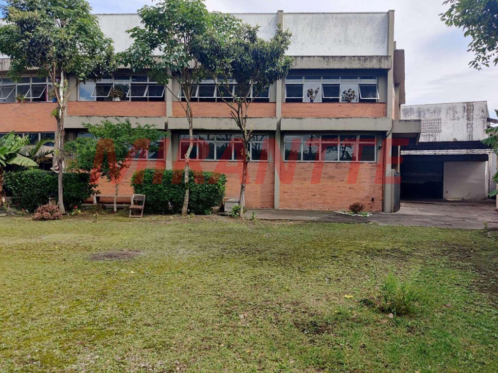 Galpao de 1954m² em Remédios