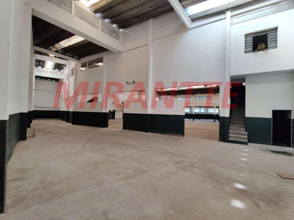 Galpao de 1954m² em Remédios
