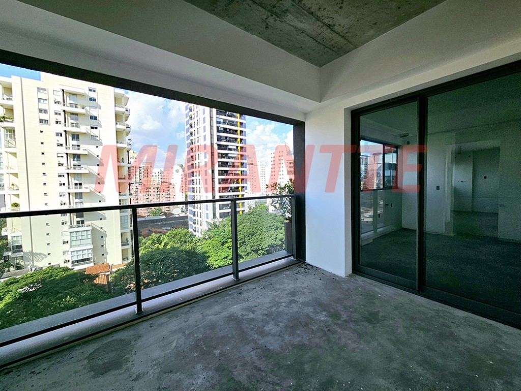 Apartamento de 227m² com 3 quartos em Vila Olimpia