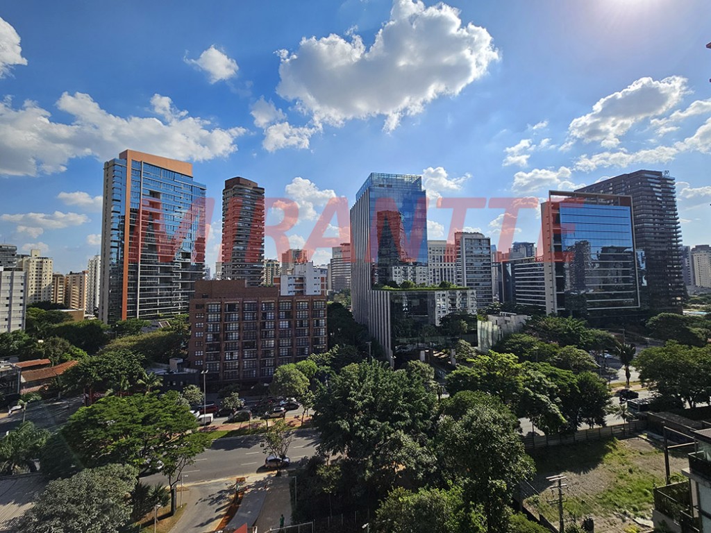 Apartamento de 227m² com 3 quartos em Vila Olimpia