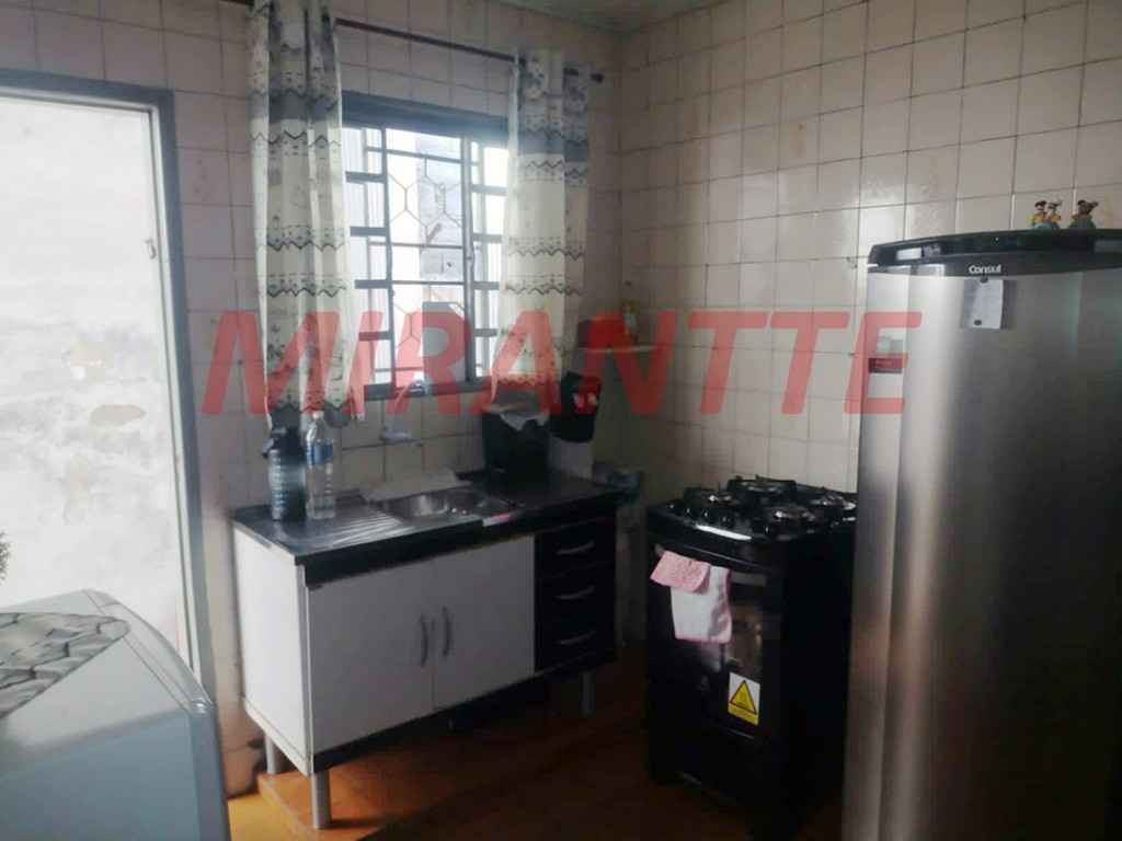 Casa terrea de 90m² com 2 quartos em Jardim Santa Inês