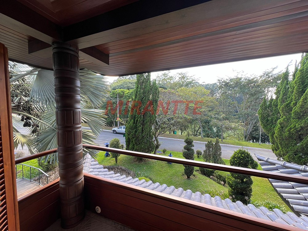 Cond. fechado de 1558m² com 4 quartos em ALPHAVILLE
