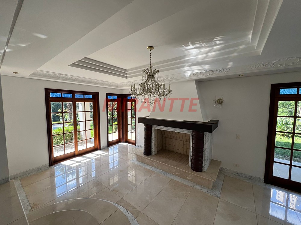 Cond. fechado de 1558m² com 4 quartos em ALPHAVILLE