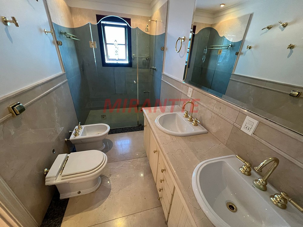 Cond. fechado de 1558m² com 4 quartos em ALPHAVILLE