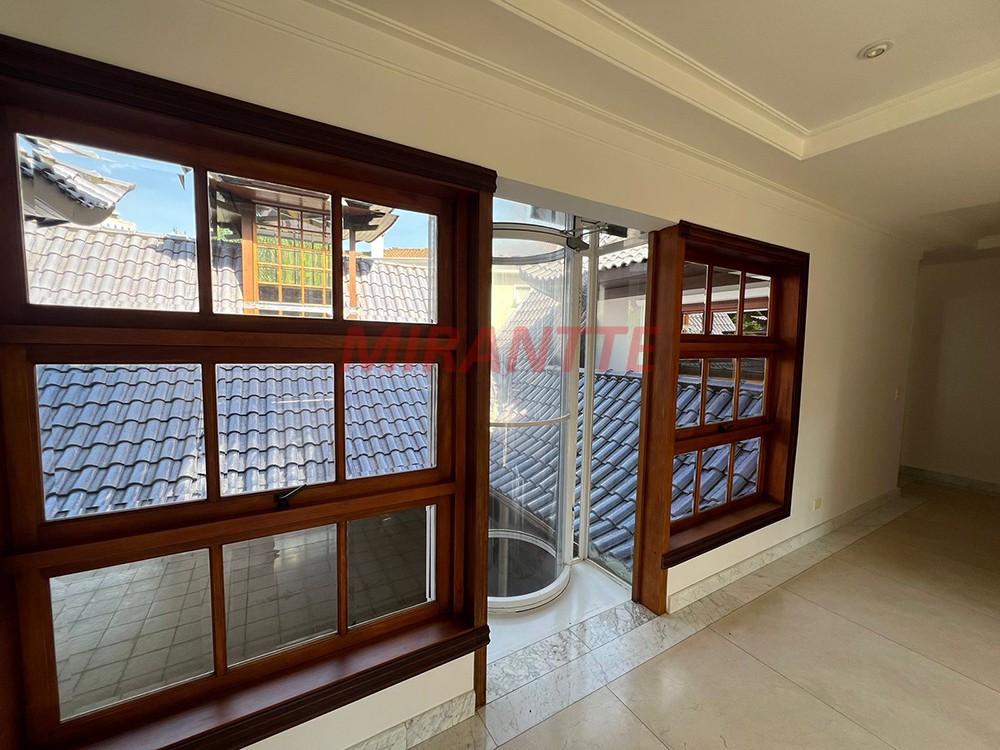 Cond. fechado de 1558m² com 4 quartos em ALPHAVILLE