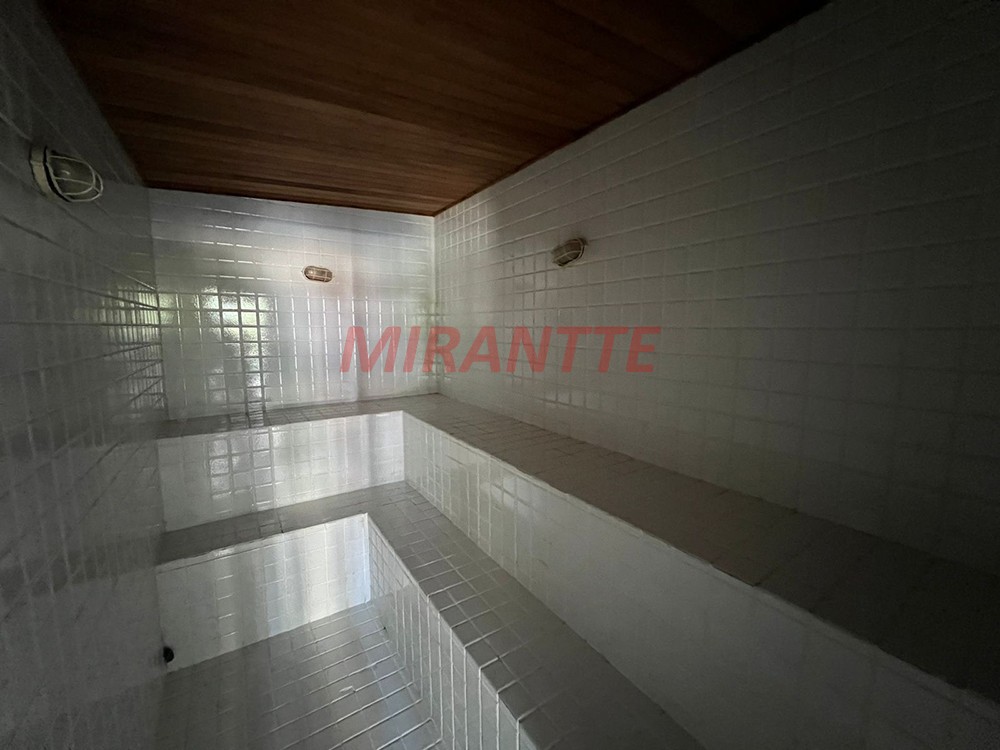 Cond. fechado de 1558m² com 4 quartos em ALPHAVILLE