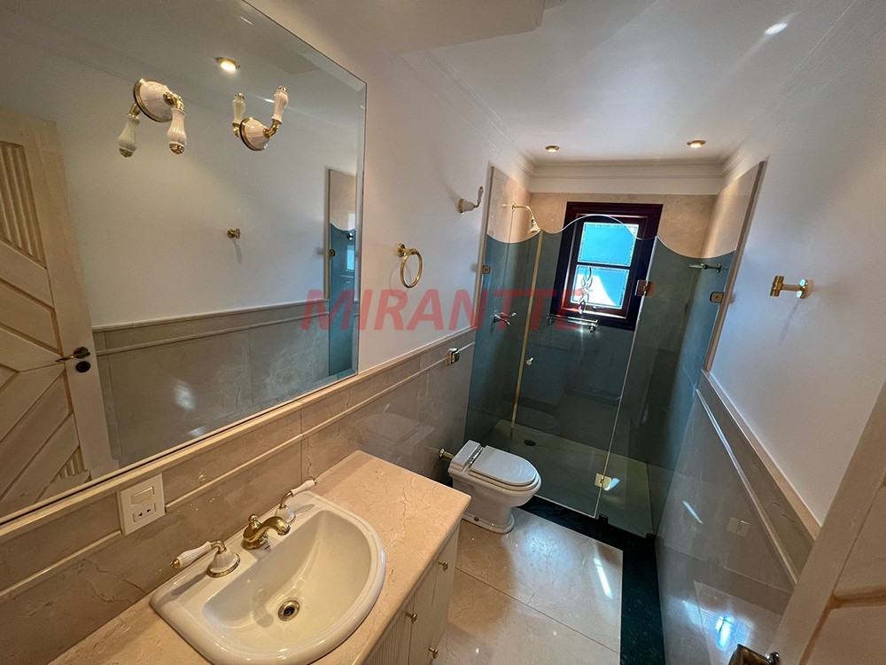 Cond. fechado de 1558m² com 4 quartos em ALPHAVILLE