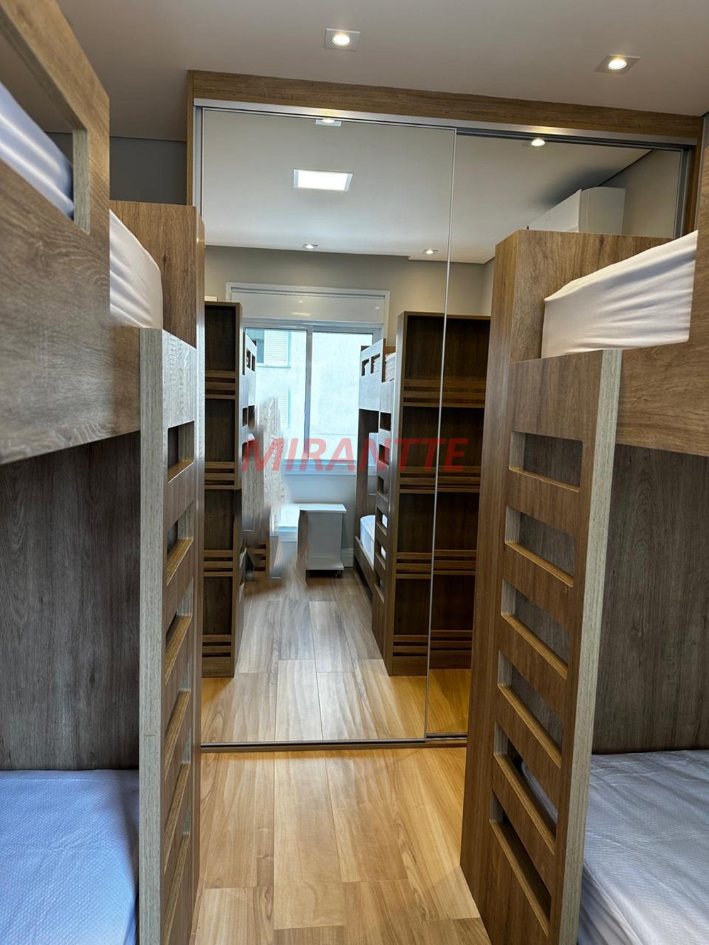 Apartamento de 98.27m² com 2 quartos em Jardim Três Marias