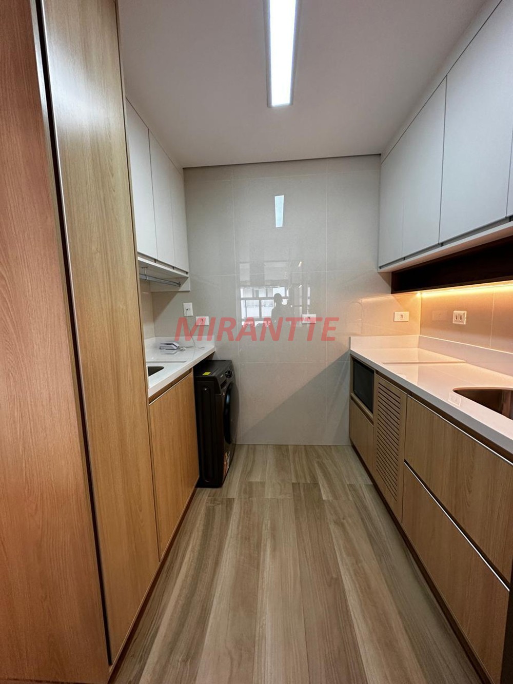Apartamento de 98.27m² com 2 quartos em Jardim Três Marias