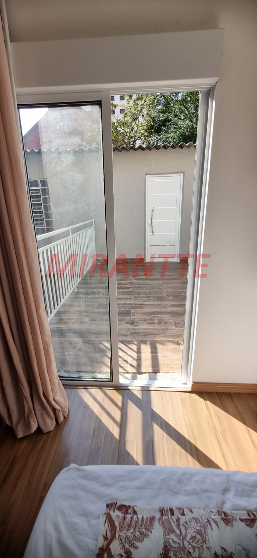 Sobrado de 230m² com 3 quartos em Santana