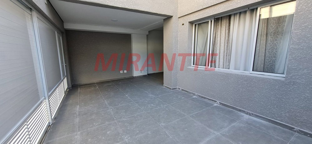 Sobrado de 230m² com 3 quartos em Santana